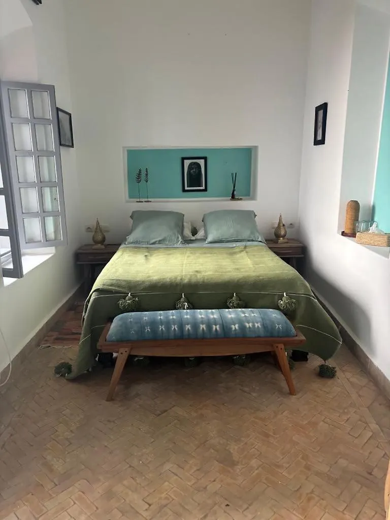 Panzió Riad Dar Dayana Szavíra